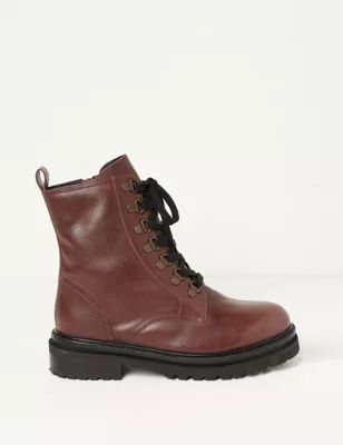 Womens Leather Hiker Lace Up Cleated Ankle Boots