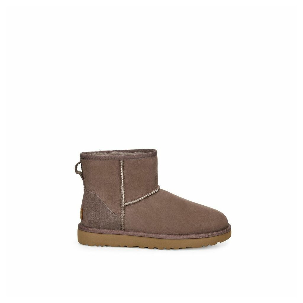 Classic Mini II Boots with Faux Fur Lining