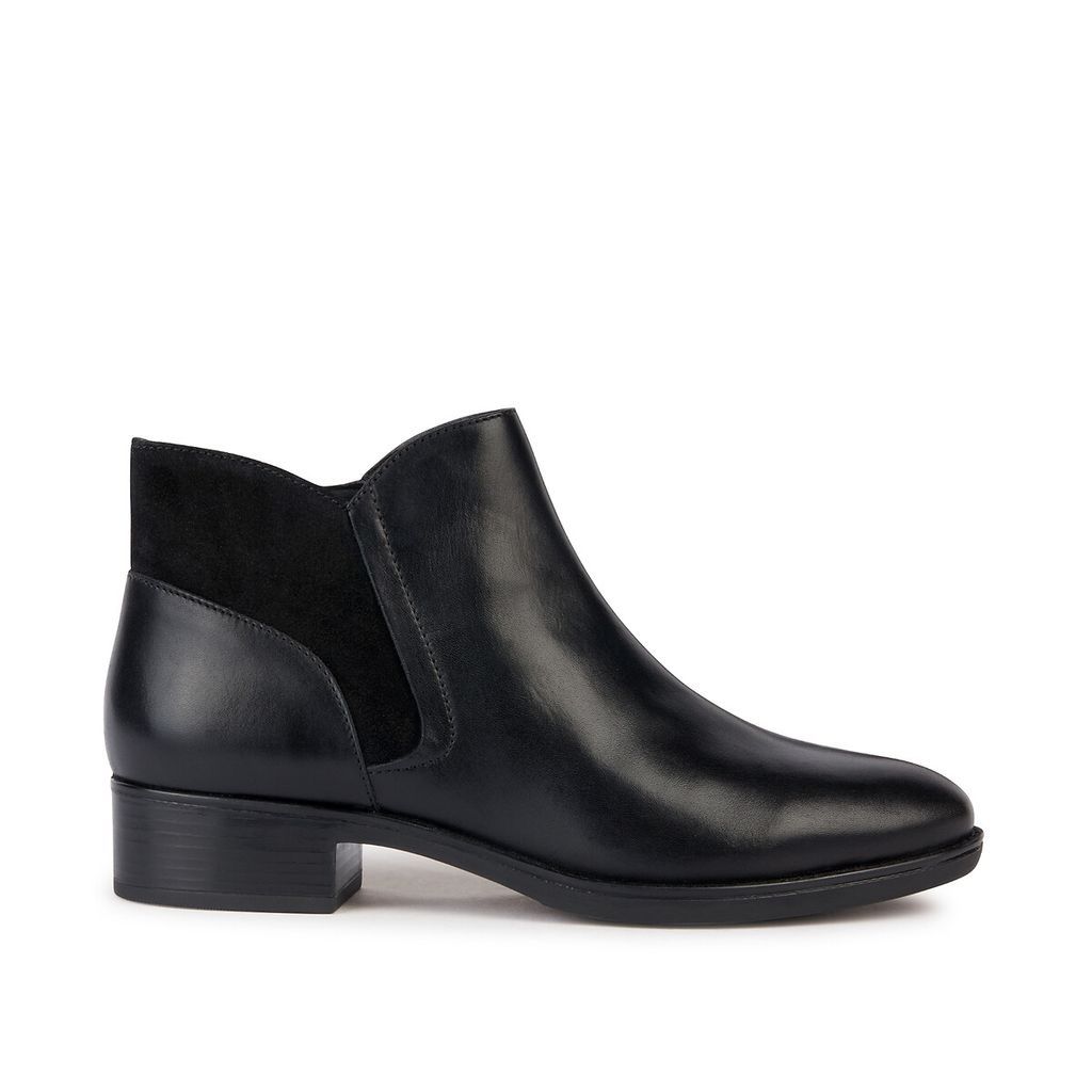 Felicity Breathable Ankle Boots in Leather with Zip Fastening