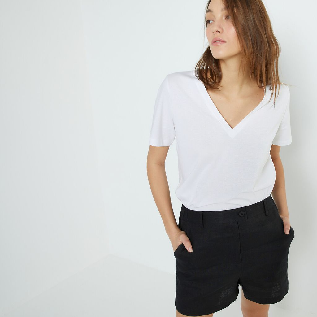 Loose Fit T-Shirt in Organic Cotton with V-Neck and Short Sleeves