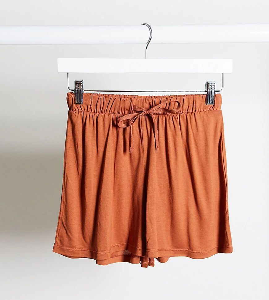 ASOS DESIGN Petite flippy short with drawcord in terracotta-Brown