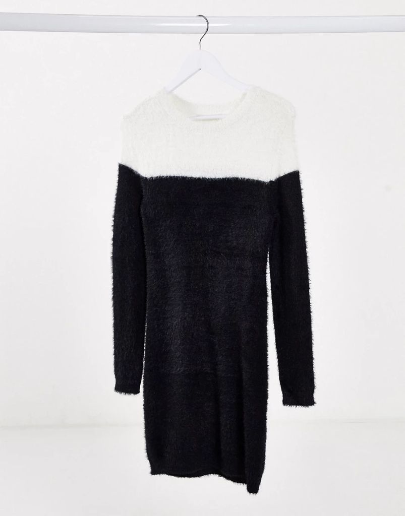 lua long sleeve jumper dress in black and white