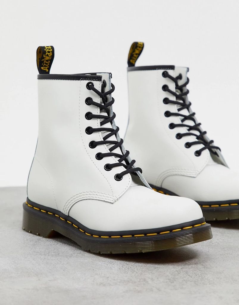 1460 8 eye boots in white