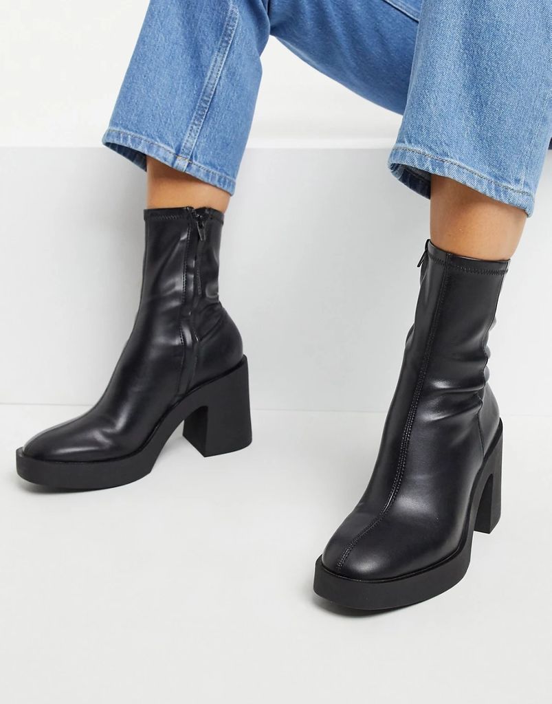 chunky heeled boots in black