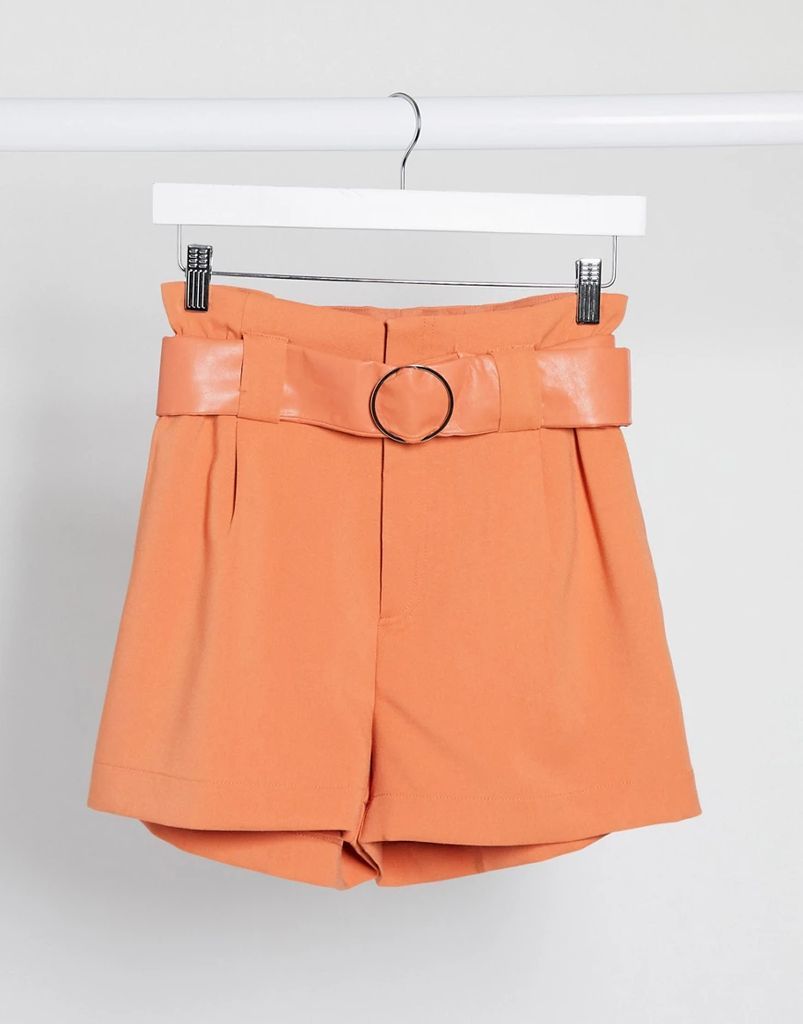 shorts with faux leather belt in orange