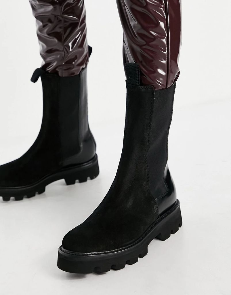 Doris chelsea calf boot in black