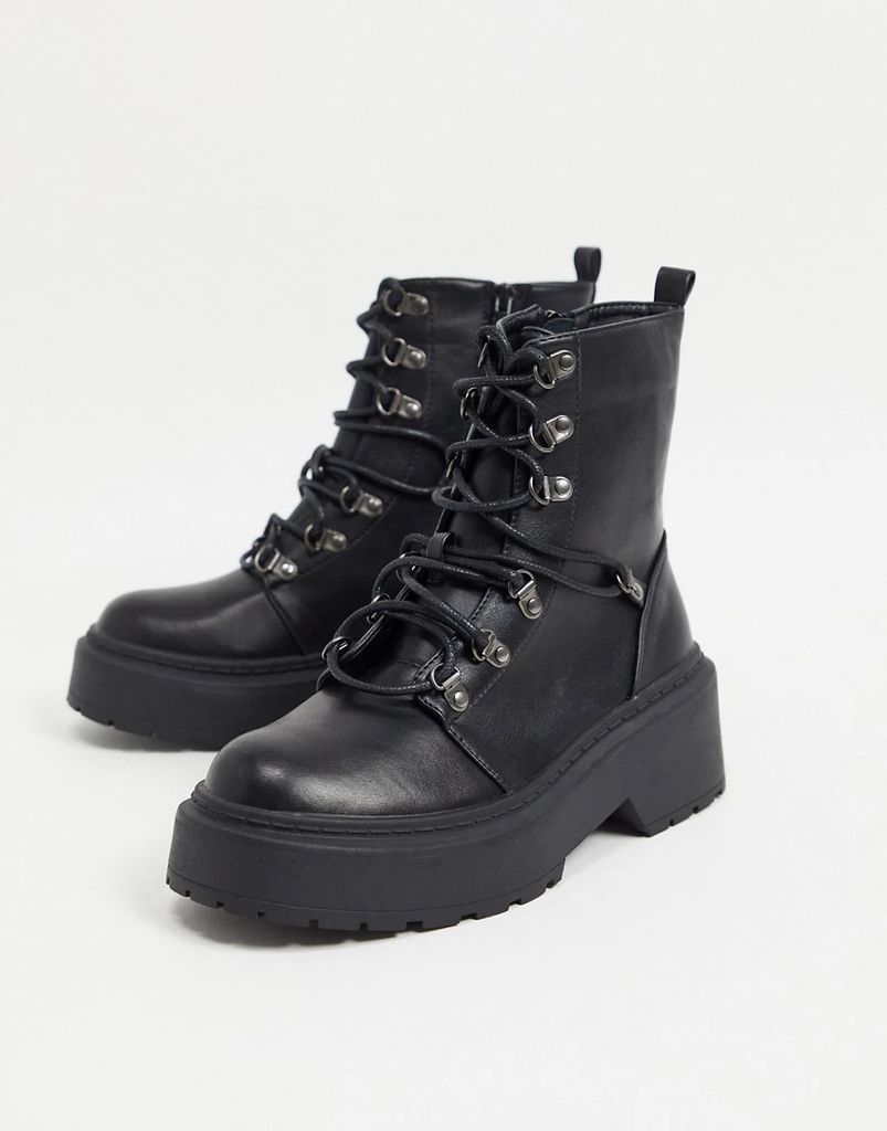 Jackson lace up boots in black