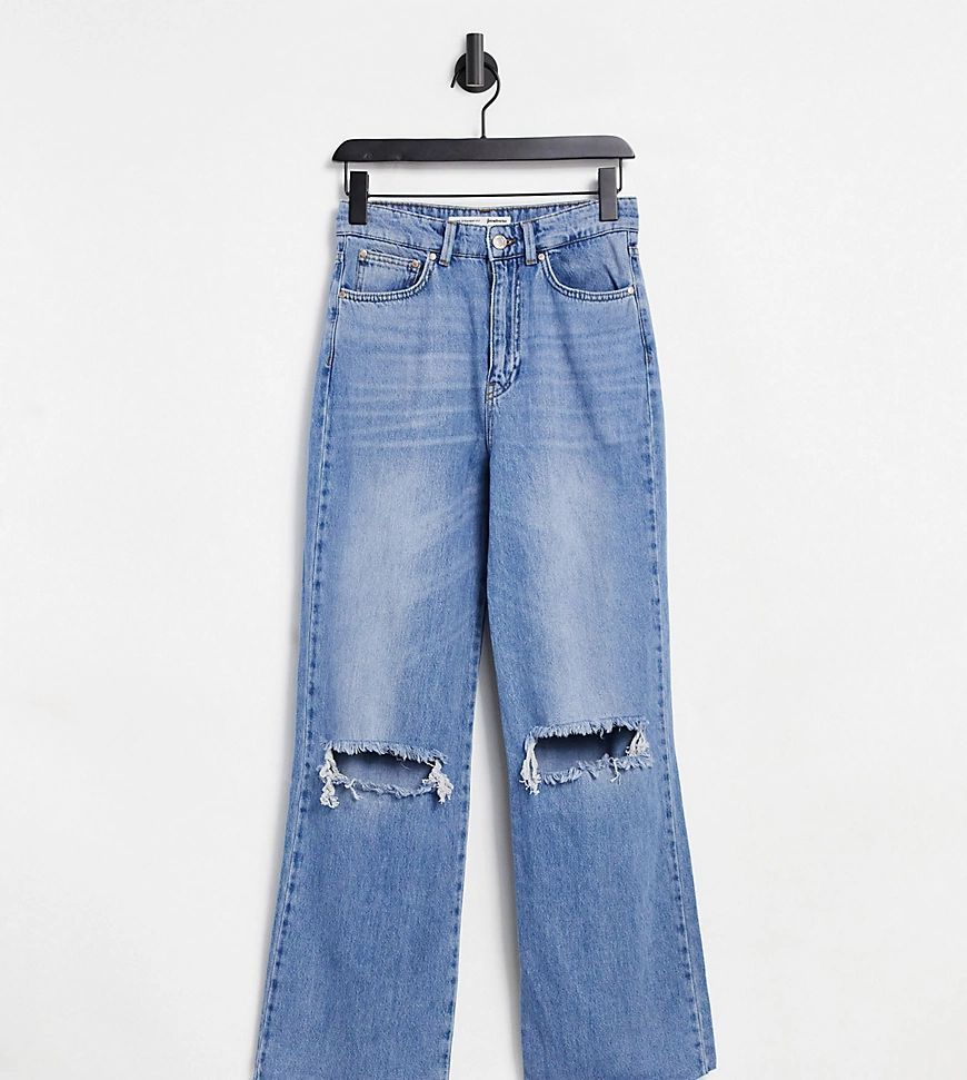 Petite straight leg 90s jeans with rips in blue