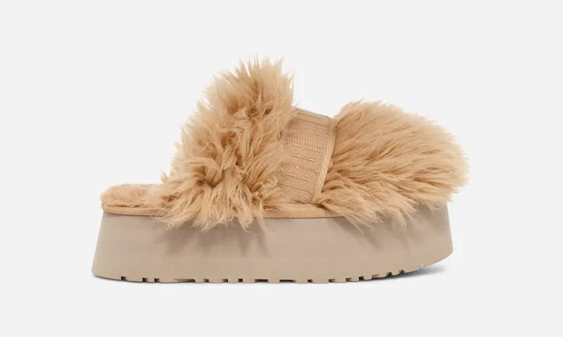 UGG® Sustainable Fluff Momma Slide for Women in Oat, Size 8, Textile
