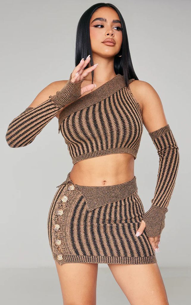 Petite Chocolate Knitted Cut Out Long Sleeved Top, Chocolate