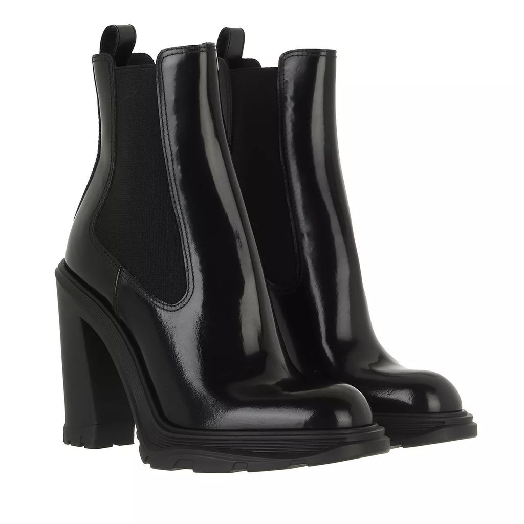 Boots & Ankle Boots - Tread Heeled Chelsea Boot - black - Boots & Ankle Boots for ladies