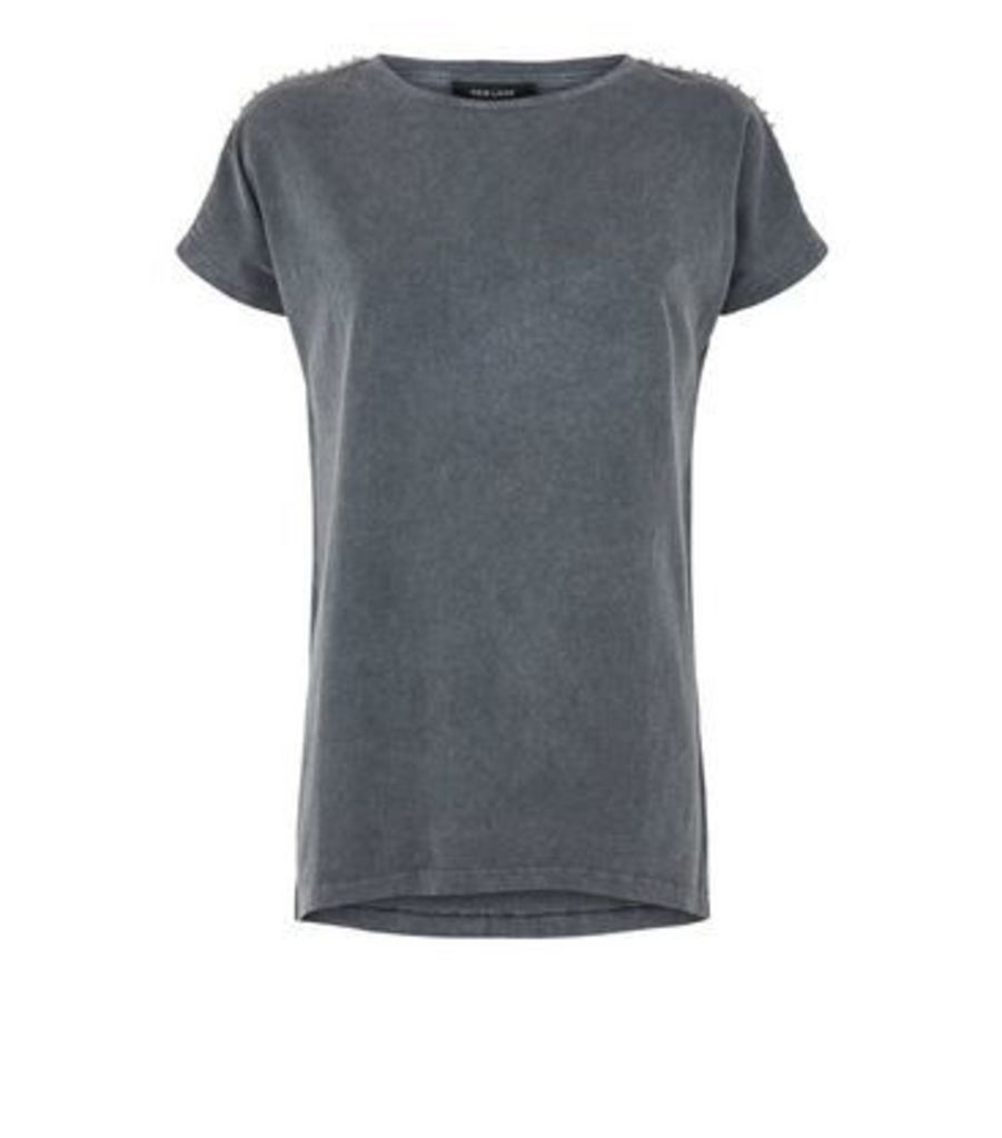 Dark Grey Acid Wash Stud Longline T-Shirt New Look