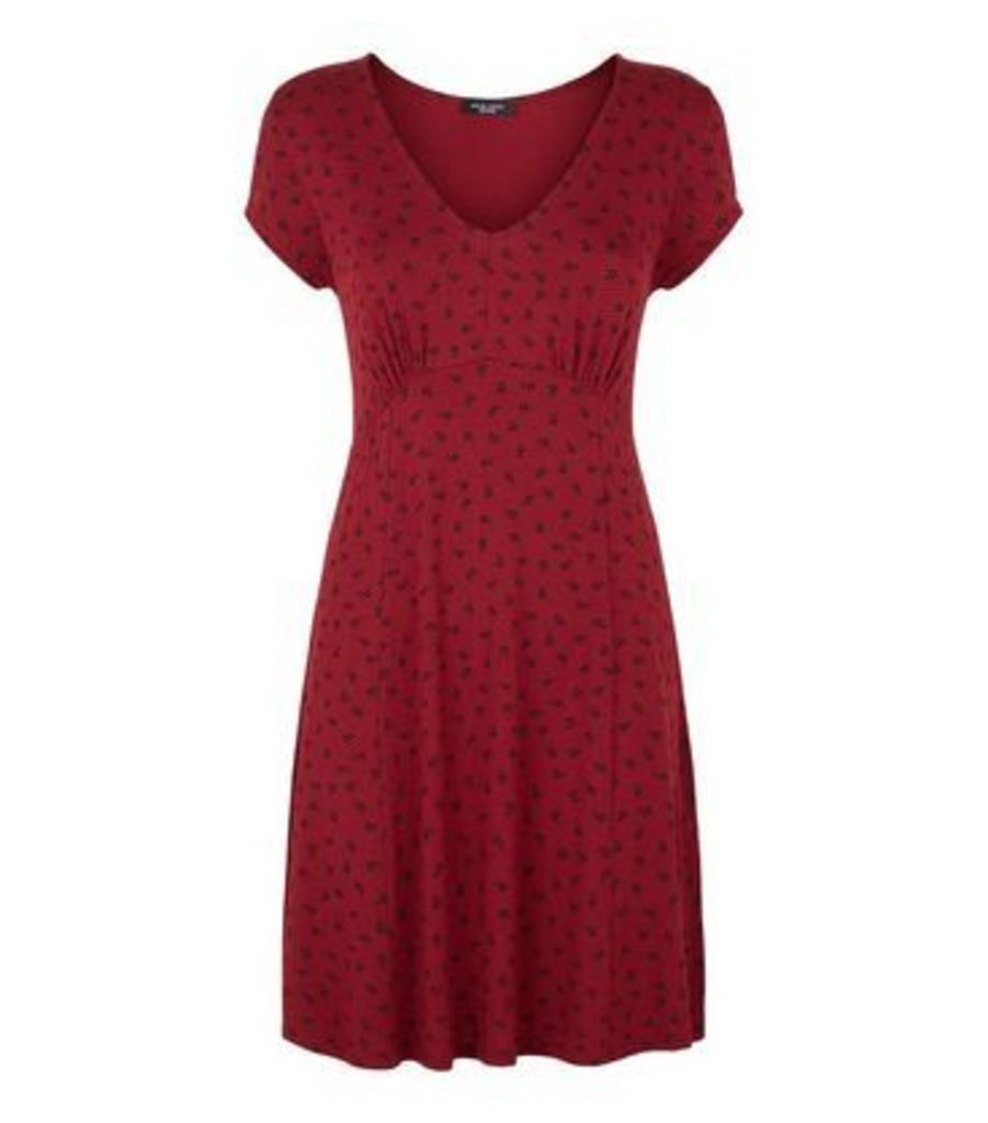 Petite Red Floral Spot Jersey Empire Skater Dress New Look