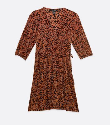 Brown Leopard Print Plissé Tea Dress New Look