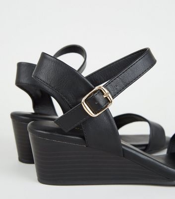 Wide Fit Black Leather-Look Footbed Wedges New Look