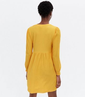Mustard Crinkle Jersey Long Sleeve Mini Smock Dress New Look
