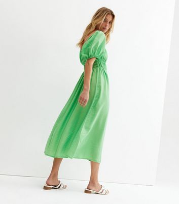 Green Ruched Square Neck Midaxi Dress New Look