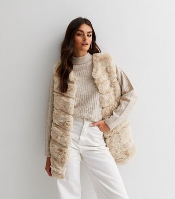 Stone Pelted Faux Fur Gilet New Look