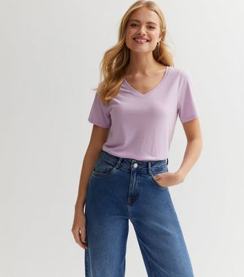 Lilac V Neck T-Shirt New Look