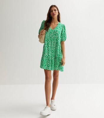 Green Floral Puff Sleeve Mini Smock Dress New Look