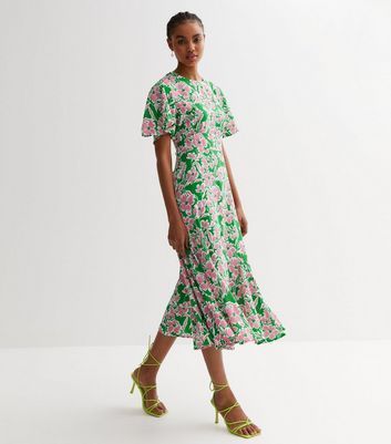Green Floral Flutter Sleeve Midi Dress New Look