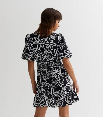 Black Floral Doodle Print Puff Sleeve Mini Dress New Look