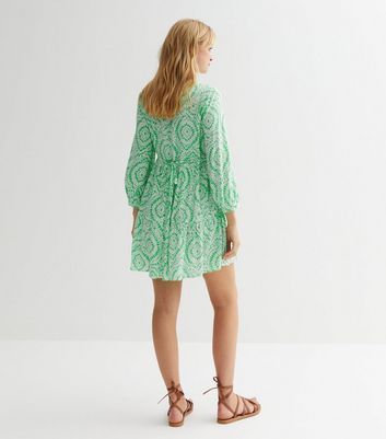 Green Abstract Long Sleeve Mini Dress New Look