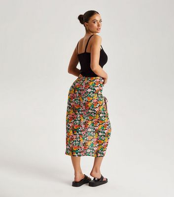 Black Floral Ruched Midaxi Skirt New Look