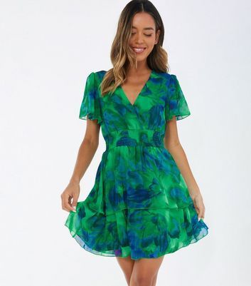 Green Tropical Print Tiered Mini Dress New Look