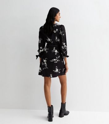 Black Floral Belted Mini Dress New Look