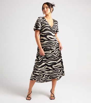 Black Zebra Print Midaxi Dress New Look