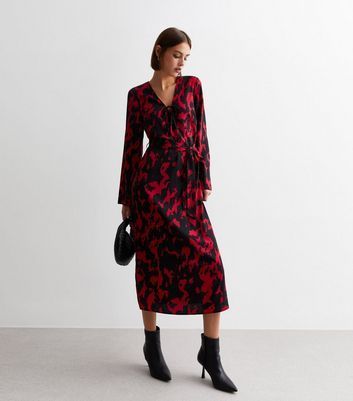 Red Abstract Print V Neck Belted Midaxi Dress New Look
