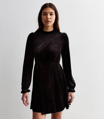 Tall Black Velvet Long Sleeve Mini Dress New Look