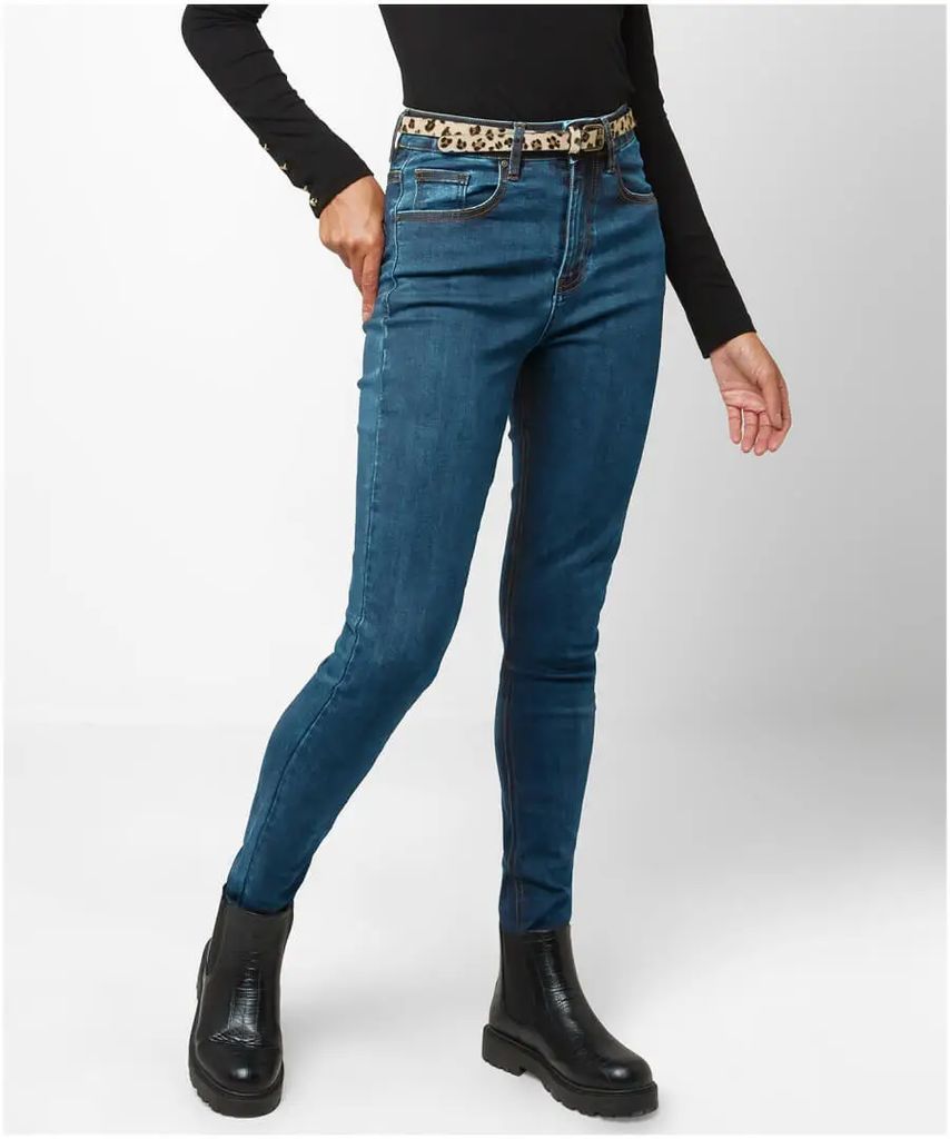 Must Have Skinny Fit Jeans