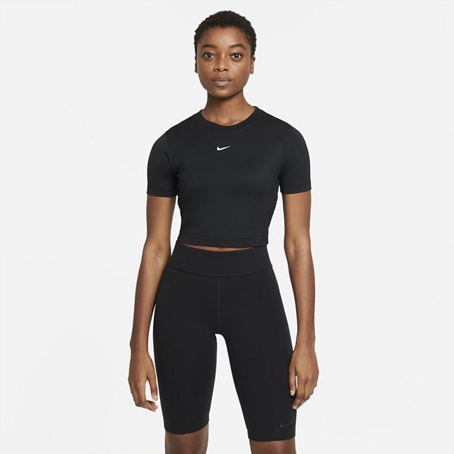 Sportswear Essential Women's Crop-Top - Black