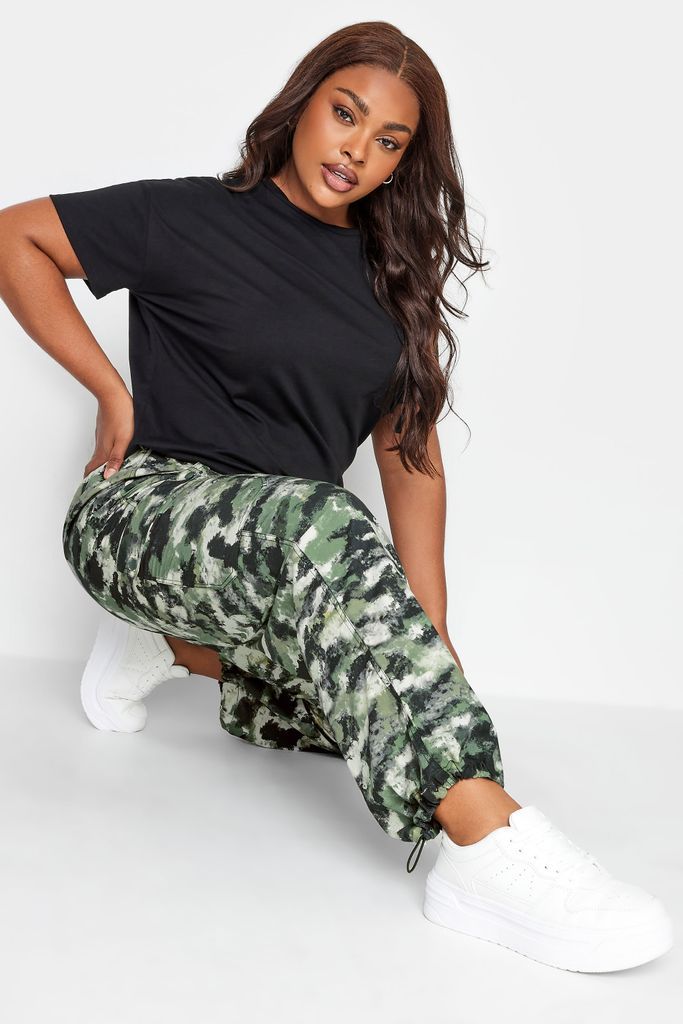 Curve Green Smudged Camo Print Cargo Trousers, Women's Curve & Plus Size, Limited Collection