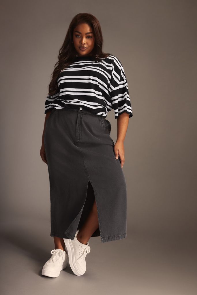 Curve Black Acid Wash Midaxi Denim Skirt, Women's Curve & Plus Size, Yours