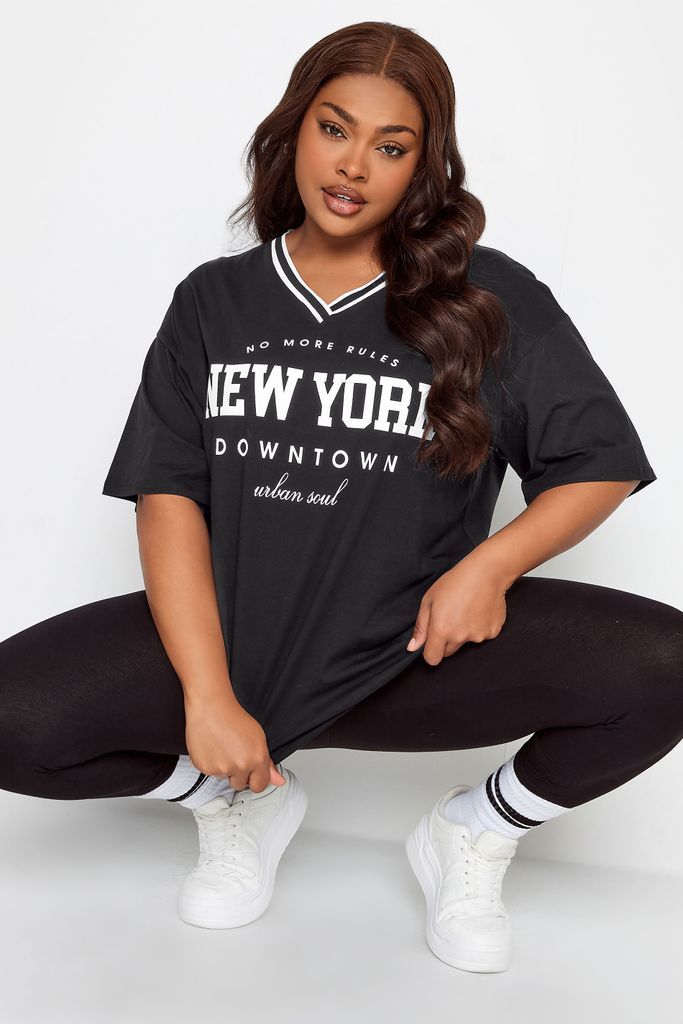 Curve Black 'New York' Slogan Vneck Tshirt, Women's Curve & Plus Size, Yours