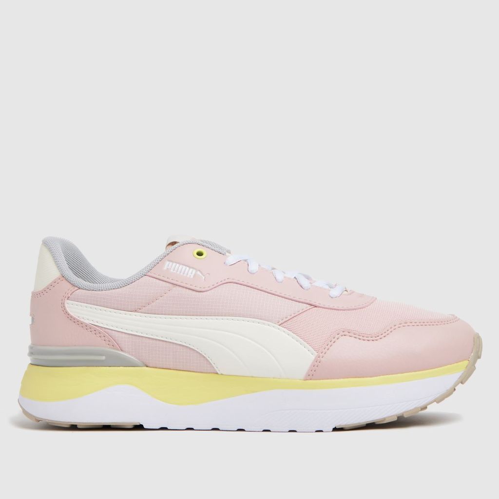 r78 voyage trainers in pale pink