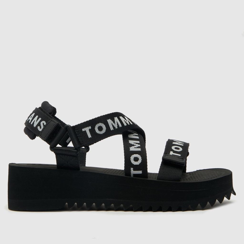 flatform sandals in black