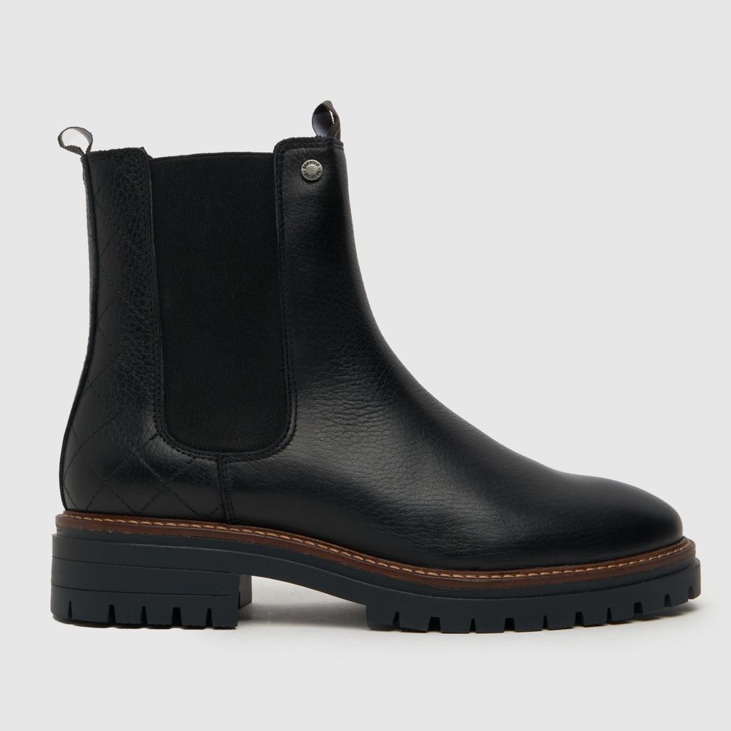 evie chelsea boots in black