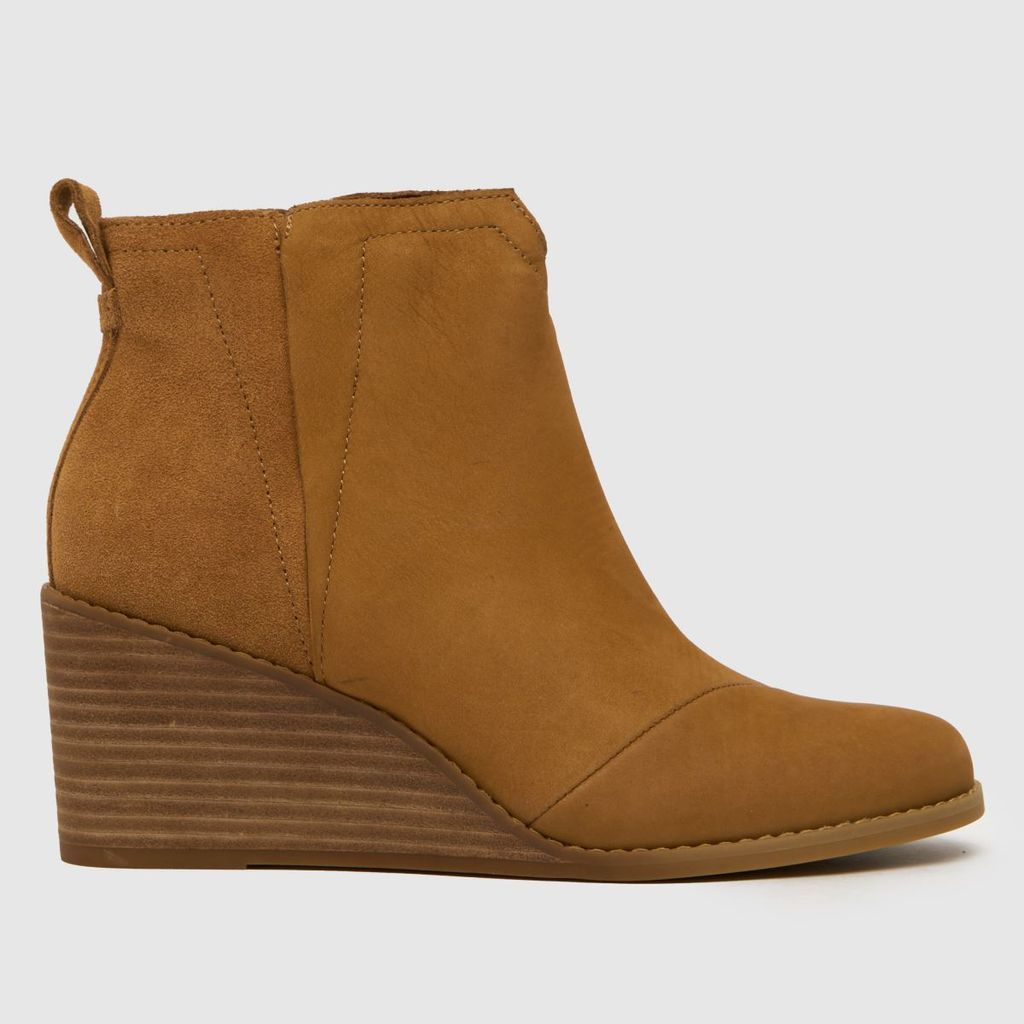 clare wedge boots in tan