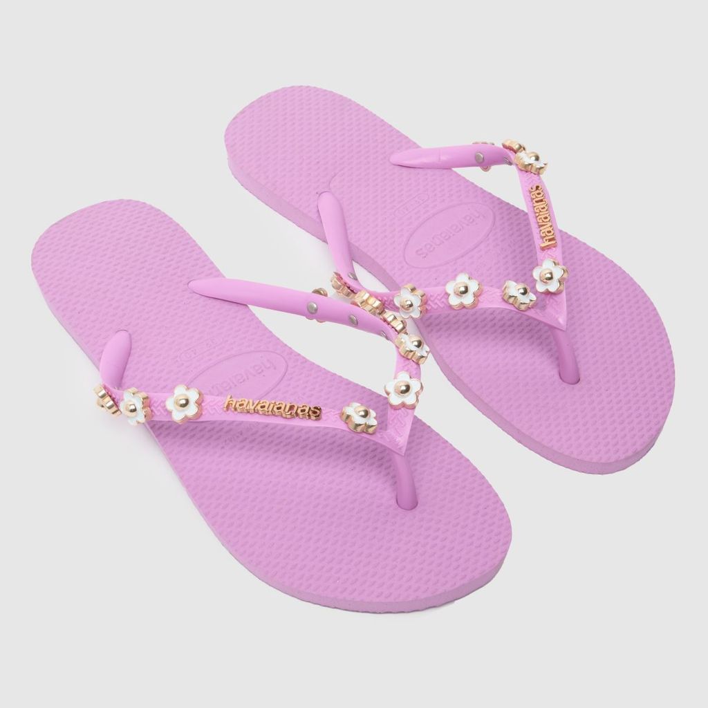 slim stylish sandals in lilac