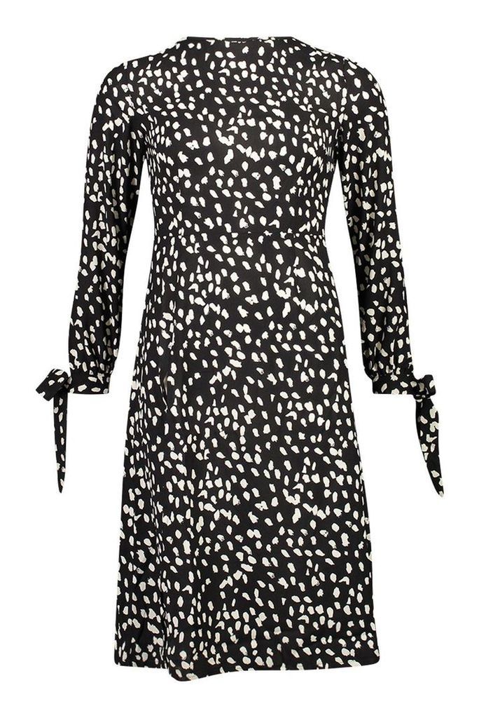 Womens Petite Smudge Spot Print Tie Fit & Flare Midi Dress - Black - 14, Black