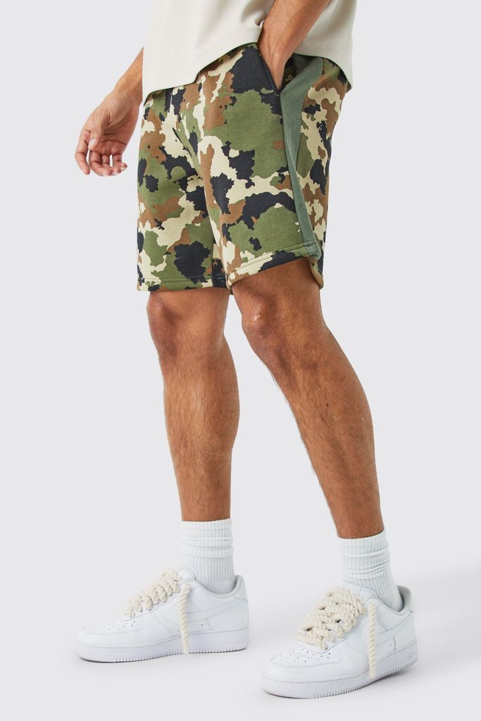 Men's Relaxed Camo Side Panel Shorts - Green - S, Green