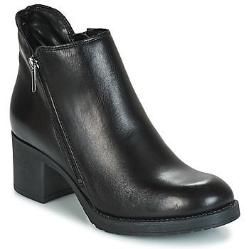 TURBULENT  women's Low Ankle Boots in Black. Sizes available:7.5
