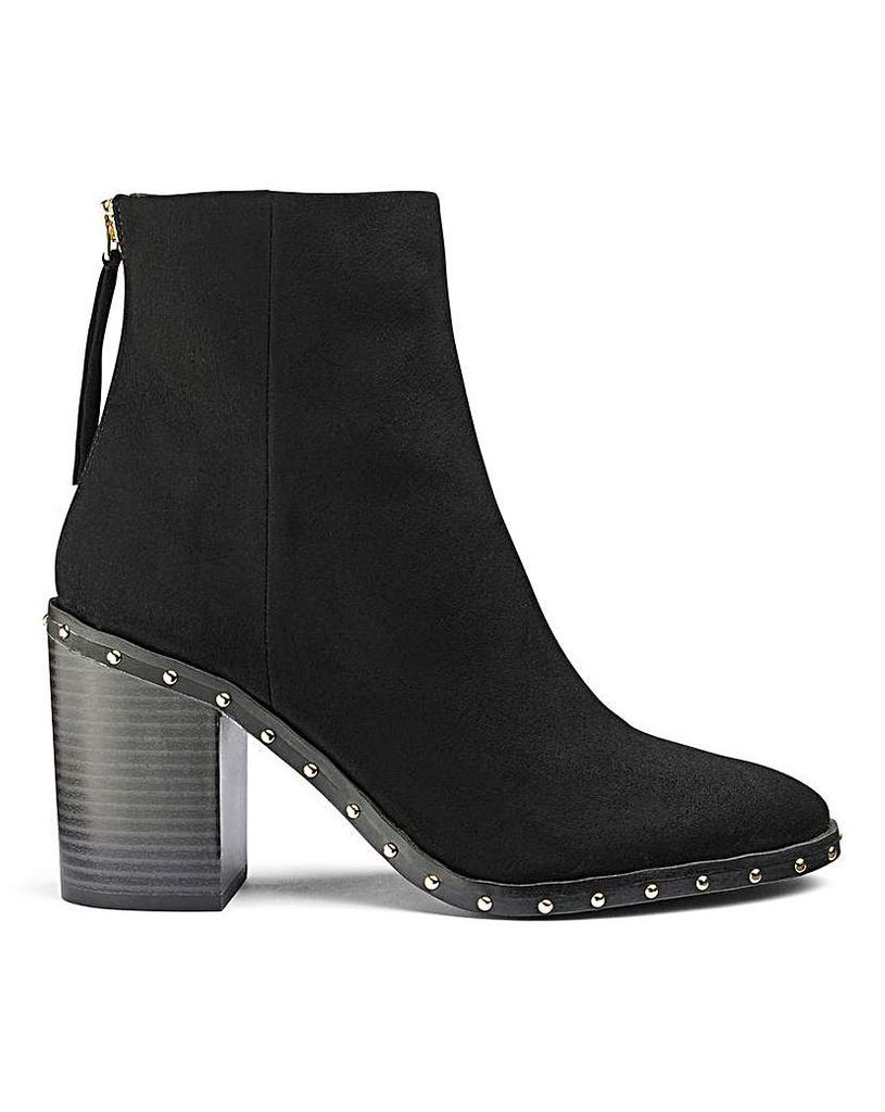 Holly Stud Boots Wide Fit