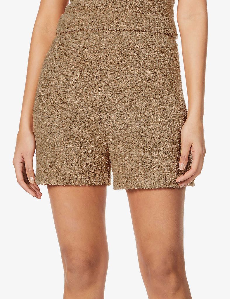 Ladies Brown Knitted Kim Kardashian West Cozy Shorts, Size: XXXXL/XXXXXL
