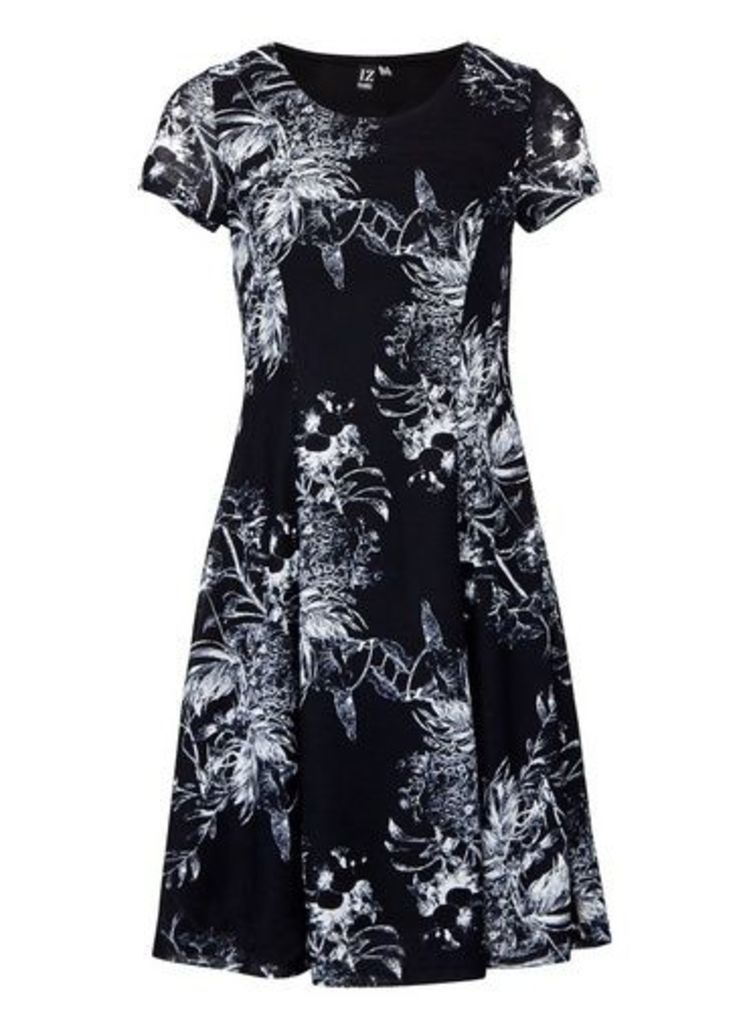 Womens Izabel London Navy Abstract Print Tea Dress, Navy