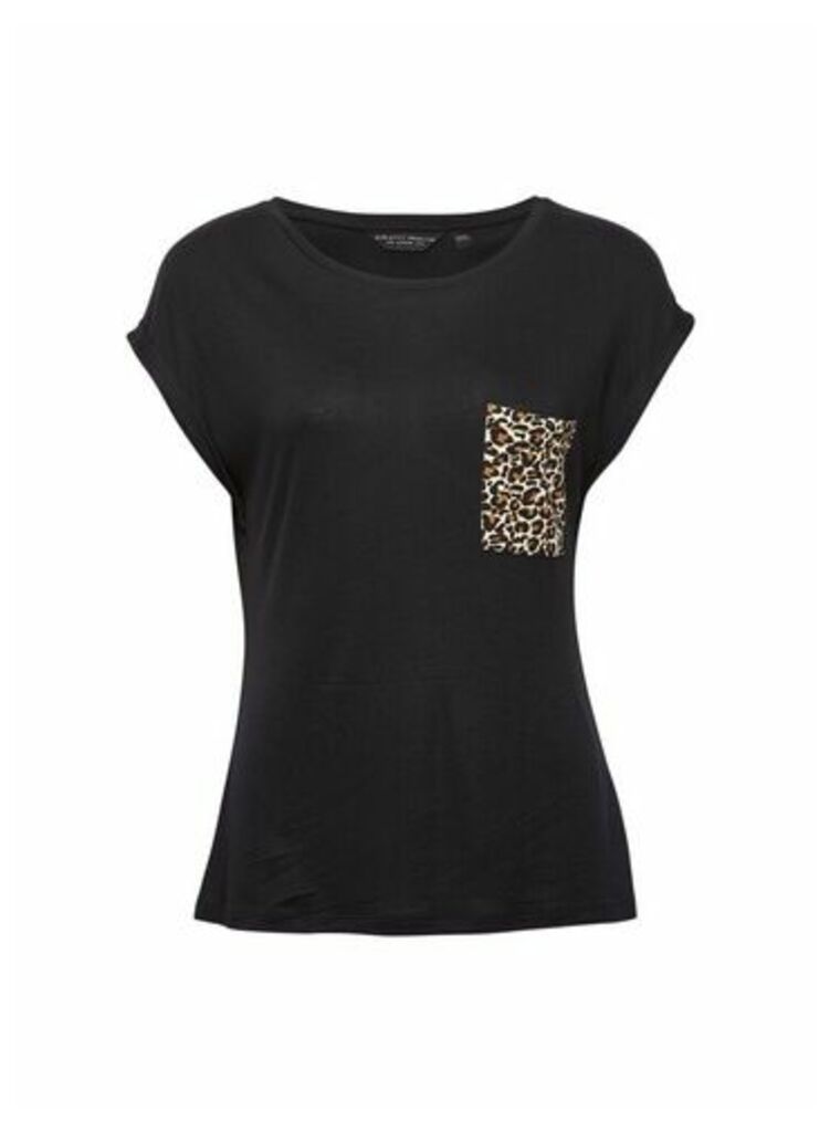 Womens Black Leopard Print Pocket T-Shirt- Black, Black